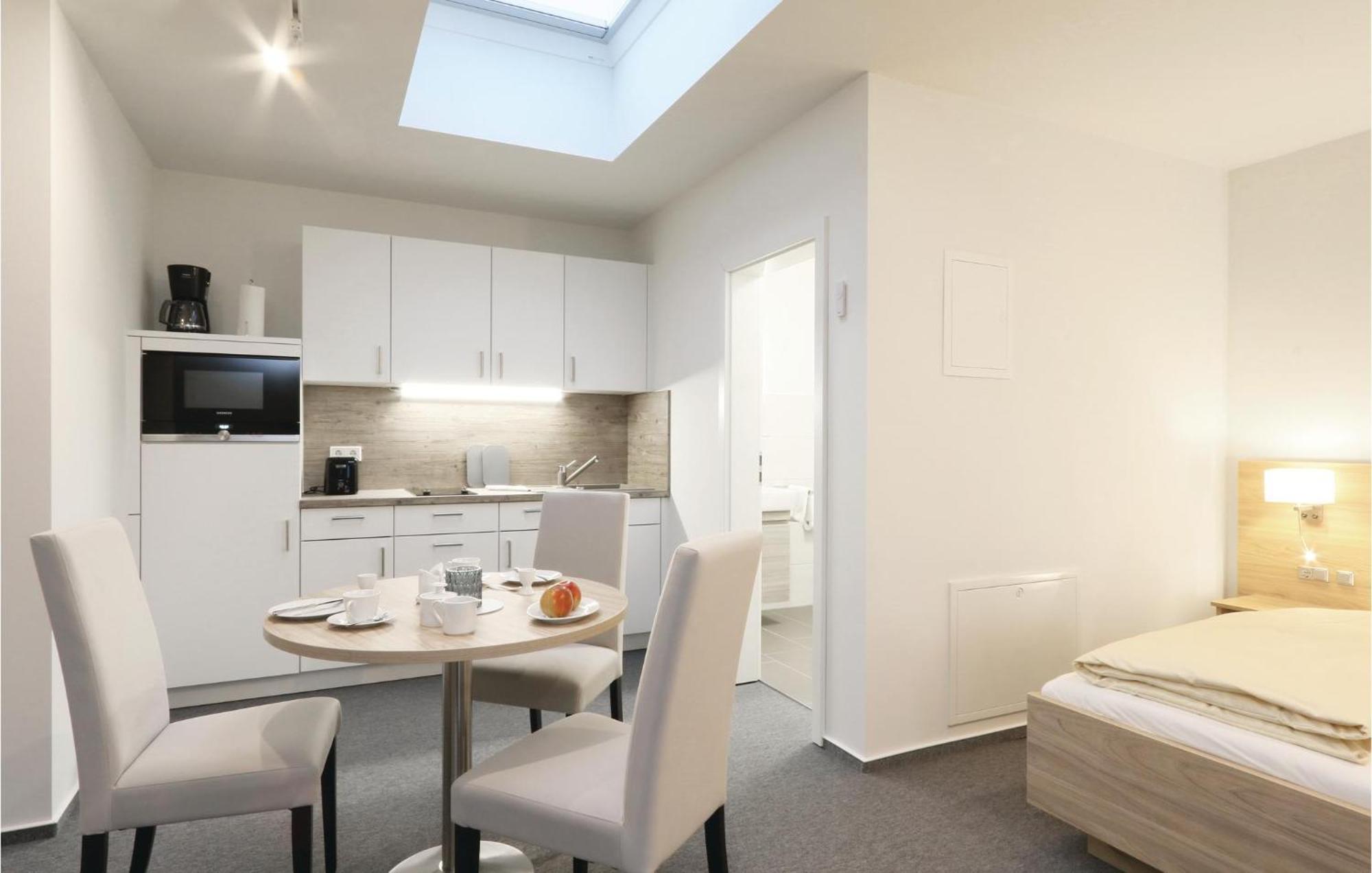 Amazing Apartment In Dagebuell With Kitchenette Екстериор снимка