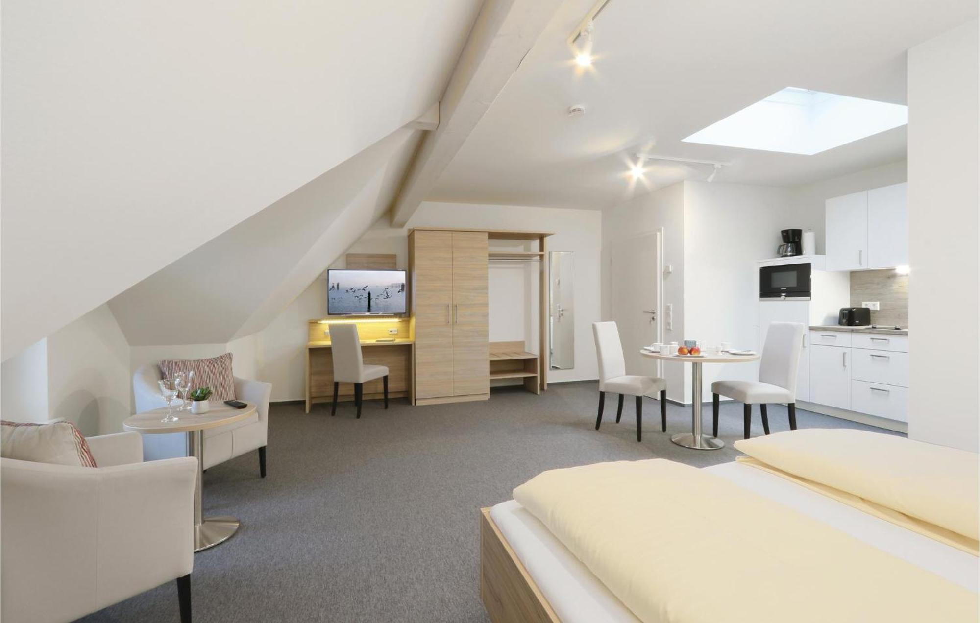 Amazing Apartment In Dagebuell With Kitchenette Екстериор снимка