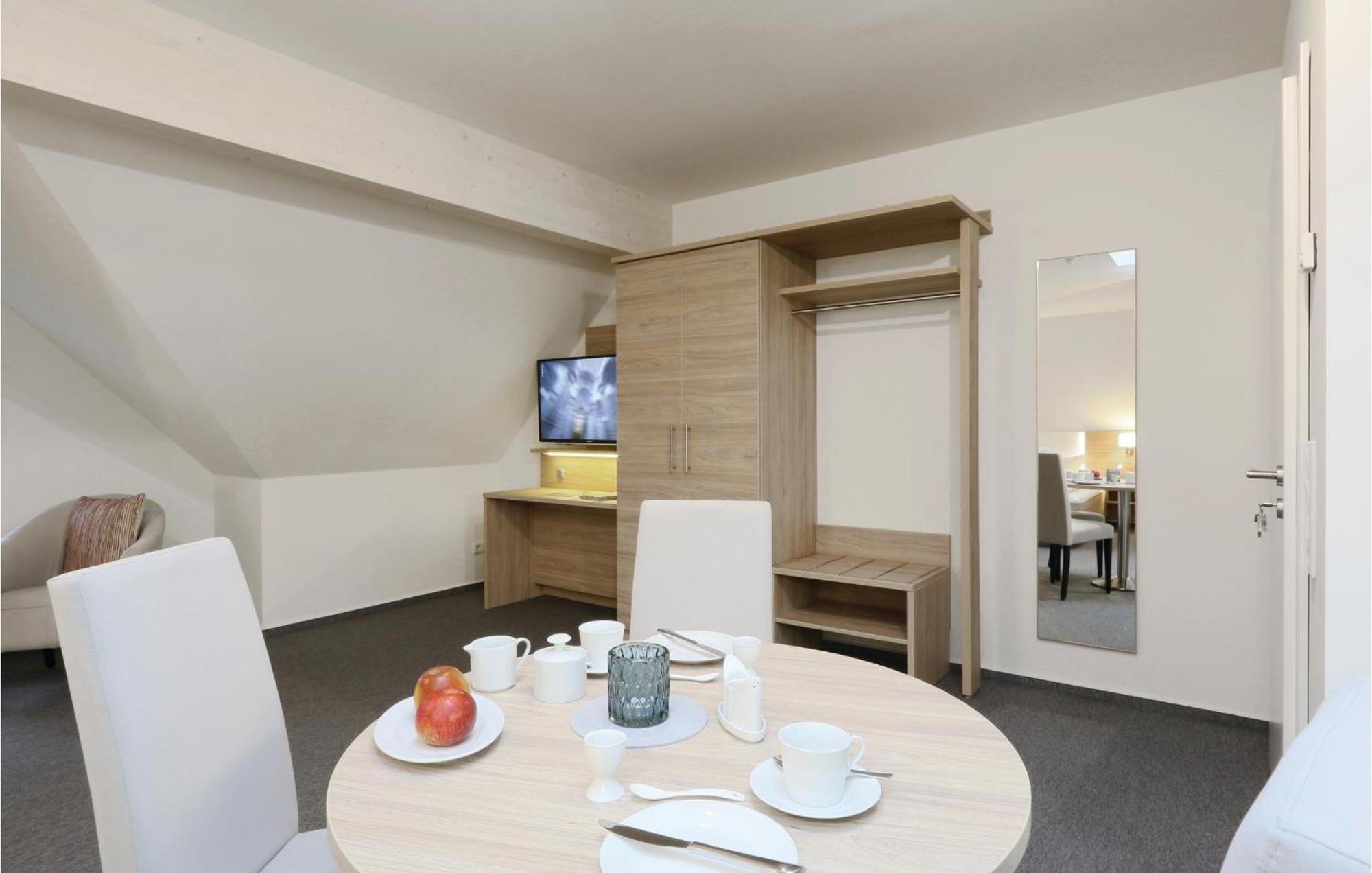 Amazing Apartment In Dagebuell With Kitchenette Екстериор снимка