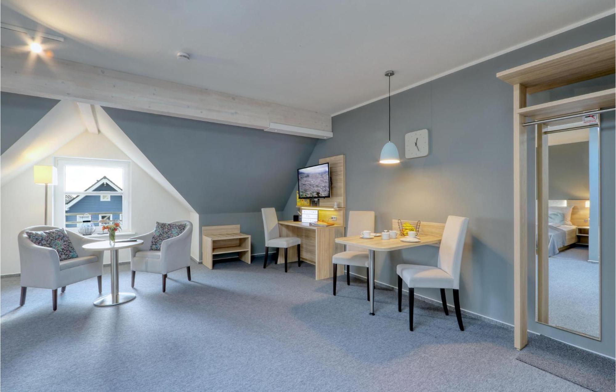 Amazing Apartment In Dagebuell With Kitchenette Екстериор снимка